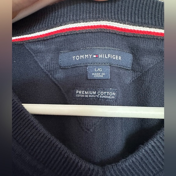 Tommy Hilfiger Striped V-Neck - Picture 2 of 4